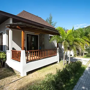 เซาธ์เทิร์นลันตารีสอร์ท Semesteranläggning (resort)