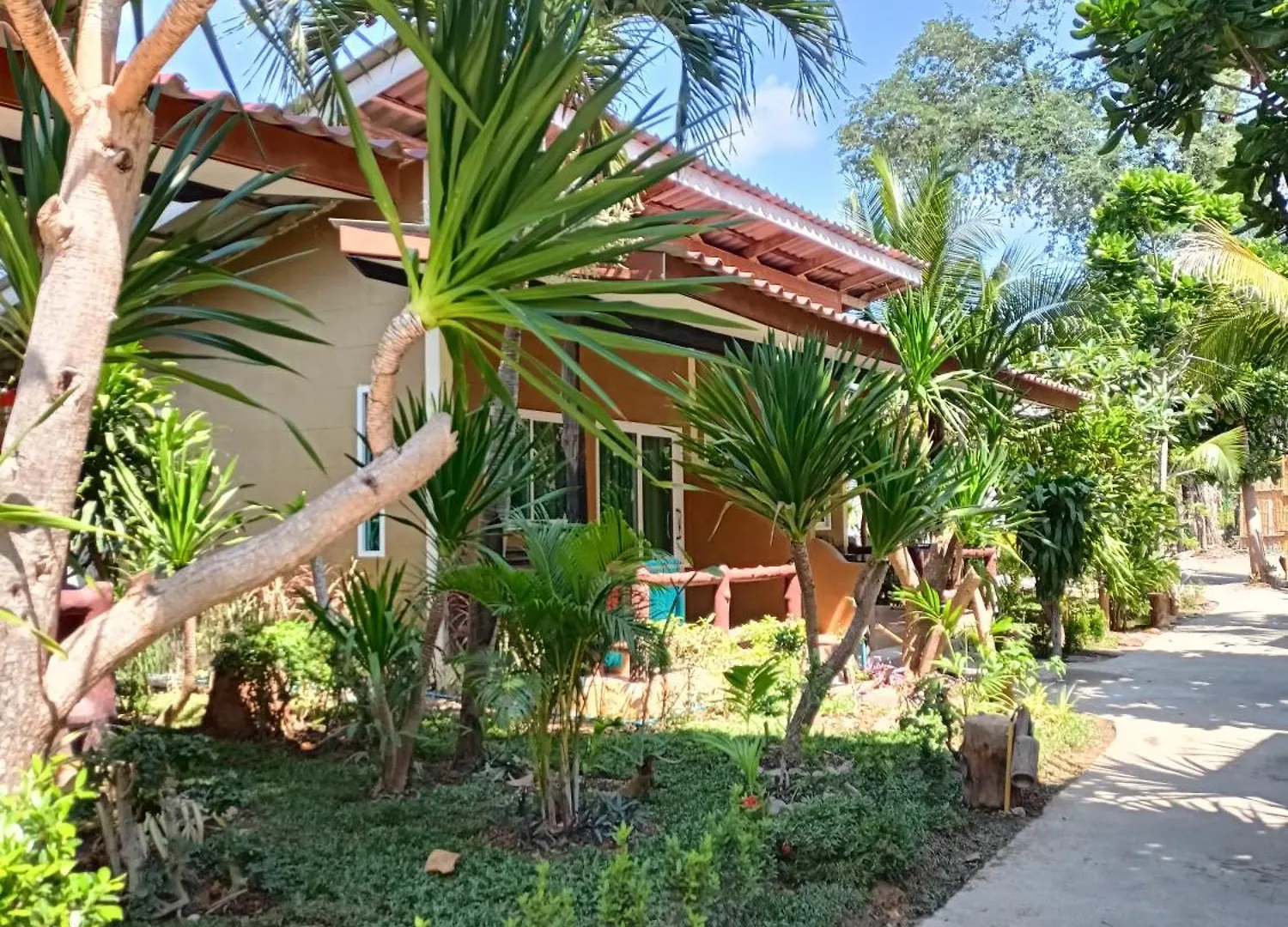 Sea Shell Beach Resort Ko Lanta Thajsko